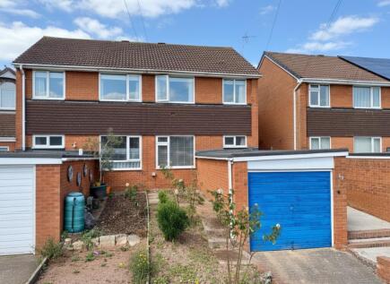 Berkshire Drive, St Thomas, EX4