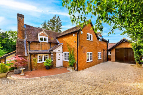 Sandy Lane, Bracknell