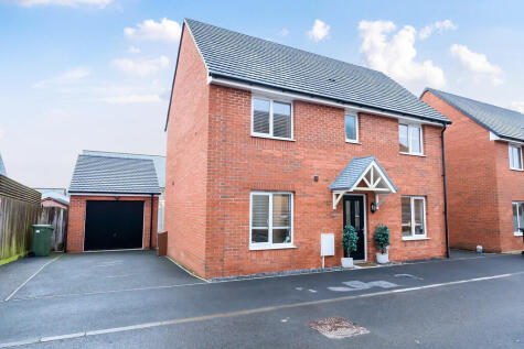 Crabtree Close, Cranbrook, EX5 7GA