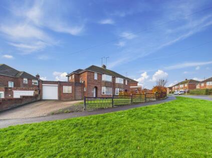 Compton Avenue, Tilehurst, Reading, RG31