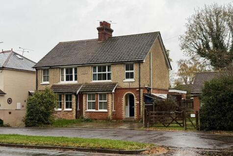 Darby Green Road, Blackwater, Camberley, GU17