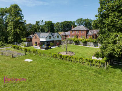 Knowsley Road, Ainsworth, Bolton, BL2
