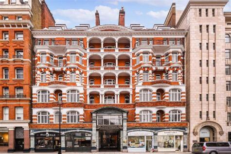 Westminster Palace Gardens, Westminster