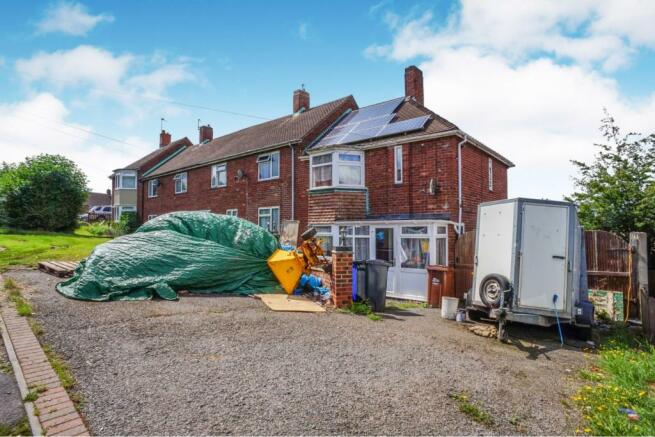 2 bedroom end of terrace house for sale in Salisbury ...