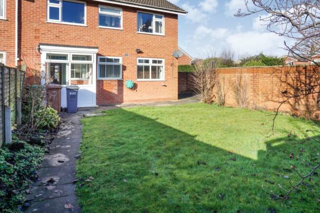 2 bedroom ground maisonette for sale in Withybrook Road, Shirley ...