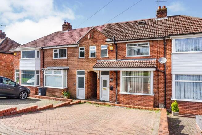 4 bedroom terraced house for sale in Nuthurst Road ...