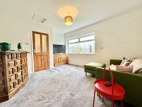 Snug/ sitting room