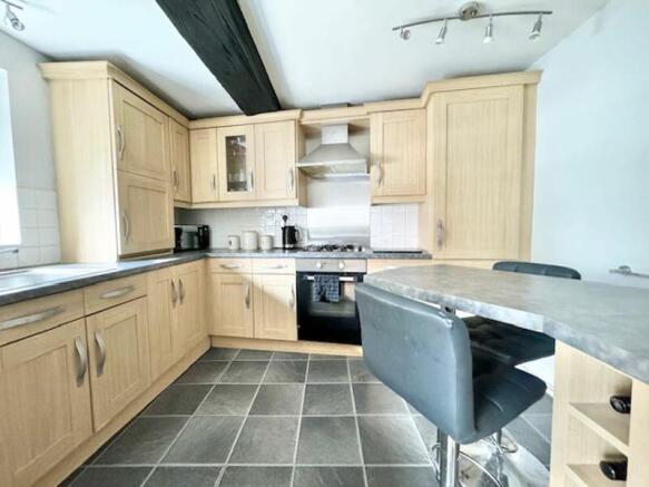 Kitchen breakfast room