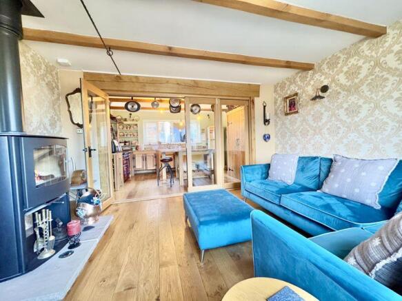 Lounge 2