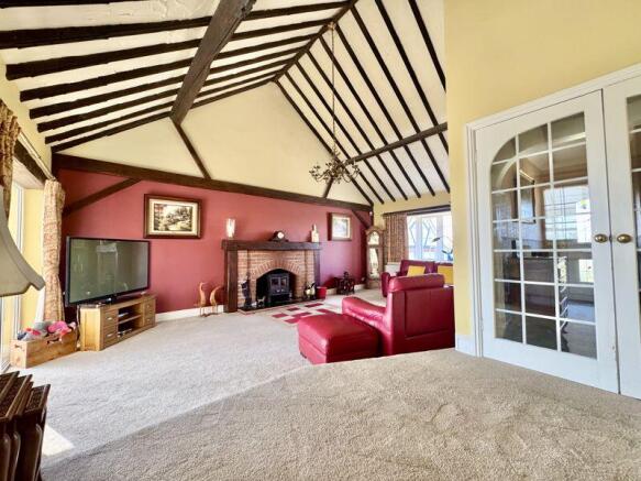 Lounge 3
