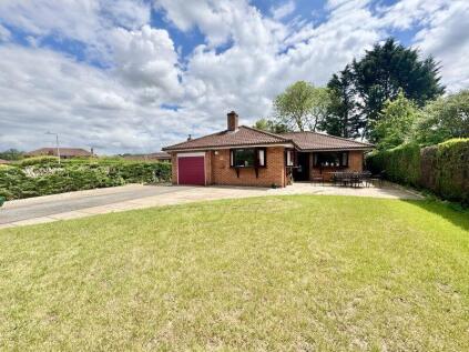 Glebe Close, Donington-on-bain