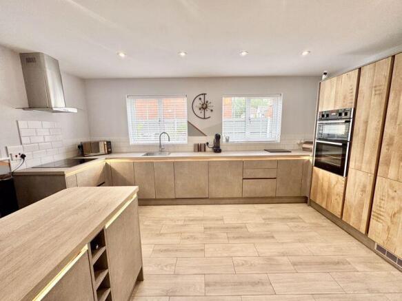 Kitchen 5