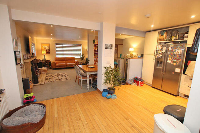 Living dining Kitchen photo 4