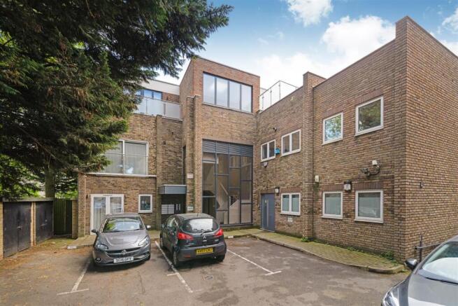 3 Keswick House-12.jpg