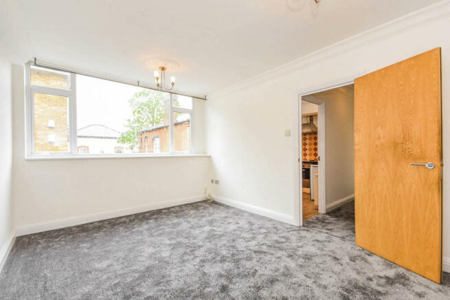 1 bedroom flat  for sale Brentwood