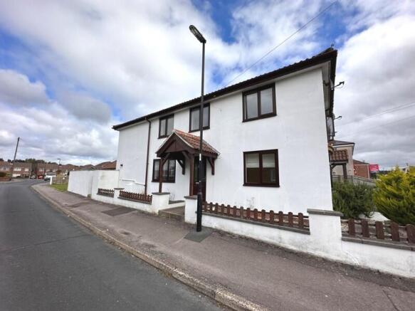 2 Bedroom End Terrace for Sale