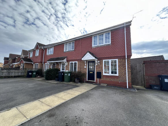 2 Bedroom End Terrace for Sale