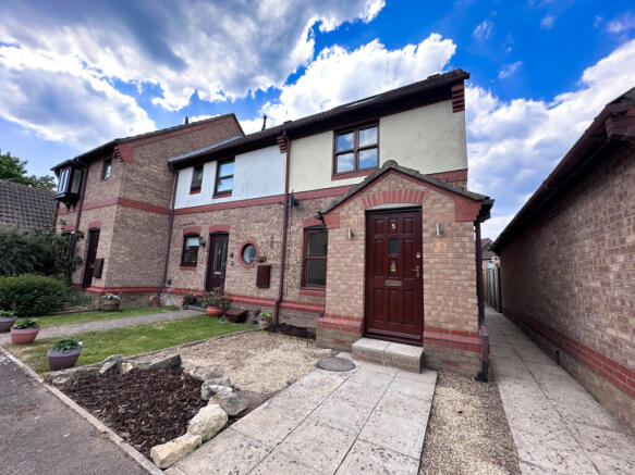 3 Bedroom End Terrace
