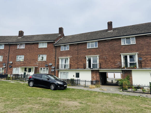 2 Bedroom Flat for Sale