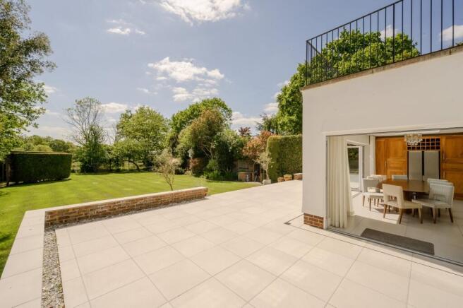 Large Raised Terrace