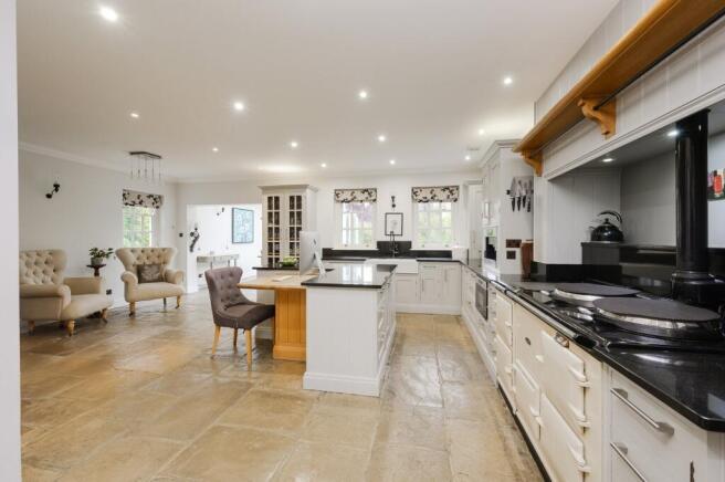 Kitchen/Breakfast Room