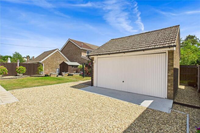 Garage/ Annexe