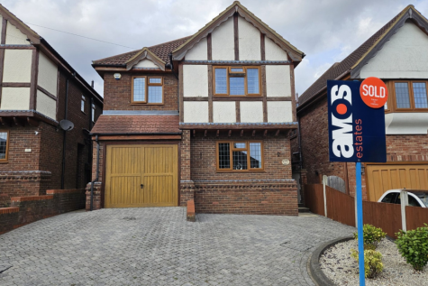 Tudor Way, Hawkwell, Essex, SS5 4EY