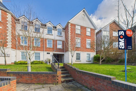 Crown Hill, Rayleigh, Essex, SS6