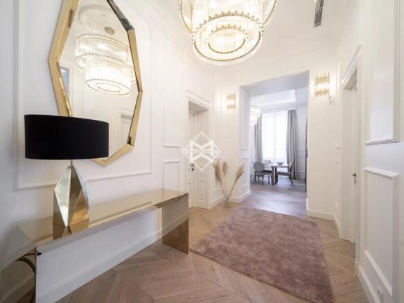 1 PL CHARLES FELIX APT#1 IMMO M&S NICE