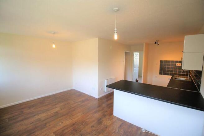 Sitting room / kitchen