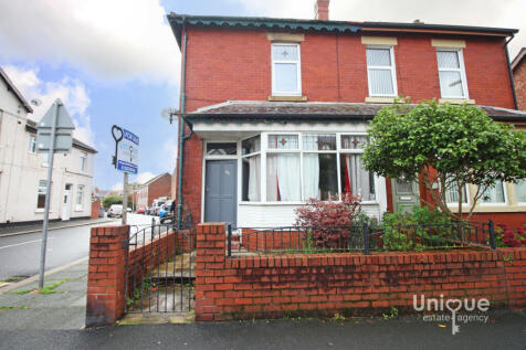 Woodland Grove, Blackpool, FY3