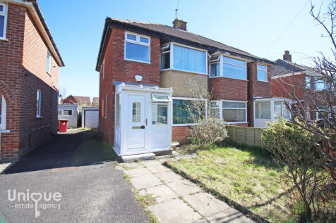 Beechwood Grove, Bispham, Blackpool, FY2