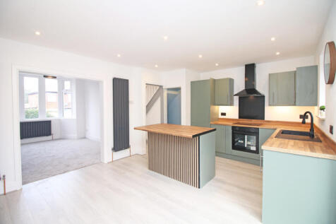 Layton Road,  Blackpool, FY3