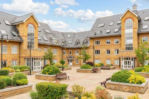 Station Road, Stewart Place Station Road, SG12