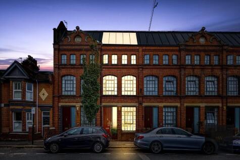 Stoneham Road, Hove, BN3 5HE