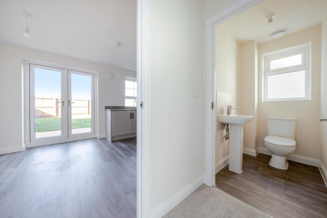 Cloakroom/wc