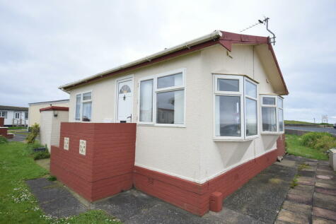 Barrow in Furness - 2 bedroom chalet for sale