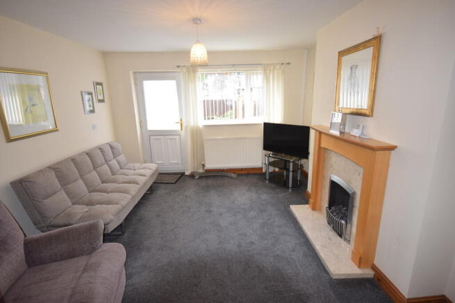 LOUNGE ROOM 