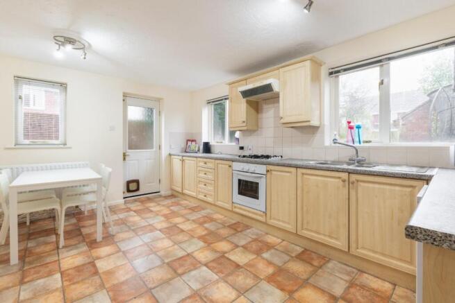kitchen-1.jpg