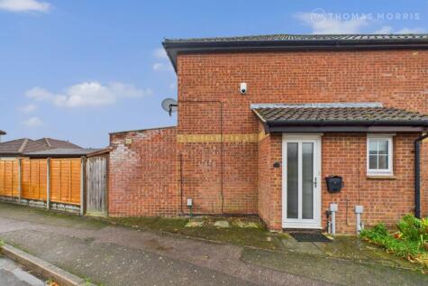 Dickens Court, Biggleswade, Bedfordshire, SG18