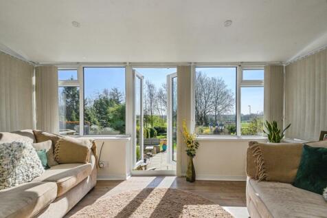 Durlston Terrace, Wyke, Bradford, West Yorkshire, BD12