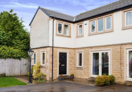 Carlton Court, Birkenshaw, Bradford, West Yorkshire, BD11