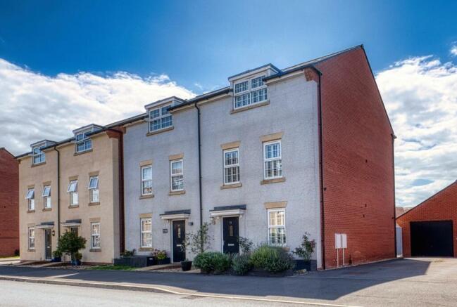 71 Wheatear Road - Mark Templer - Real estate phot
