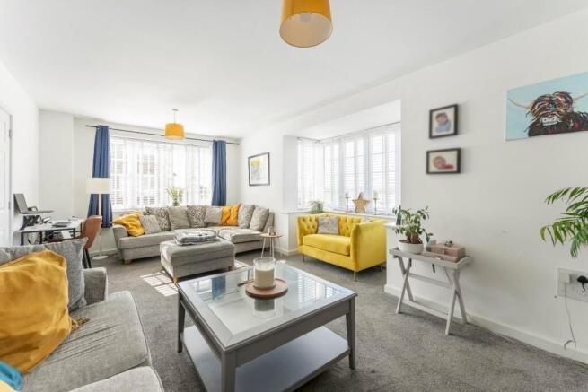 3 - sitting room.jpg