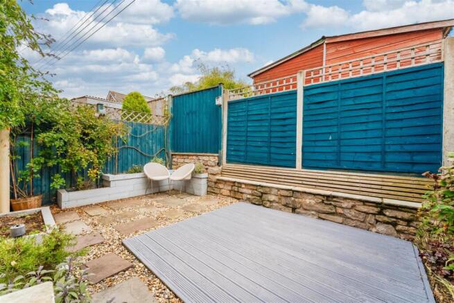 16a high street claverham 37.jpeg