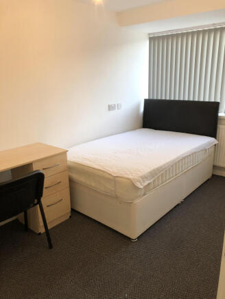 Spacious 9-Bedroom All-En-Suite Property ¿ For 