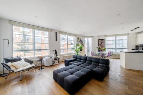 Goswell Road, Clerkenwell, London, EC1V