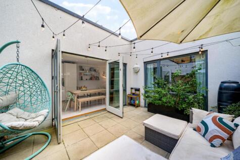 Tompion Street, Clerkenwell, London, EC1V