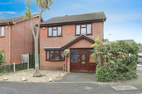 Wraxall Close, Poole, BH17