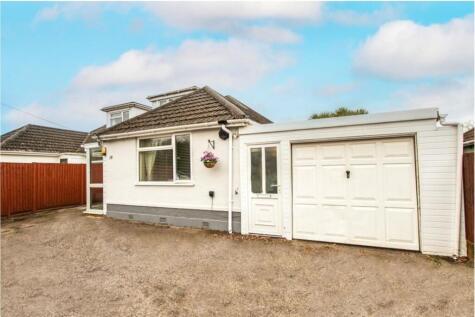 Wicket Road, Bournemouth, BH10